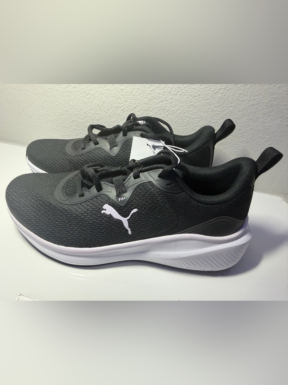 Puma Women's Black and White Athletic Running Shoes Fit+ Skyrocket - 8.5